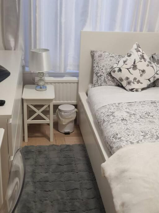 2 Bedroom Flat In Vauxhall, London Eksteriør billede